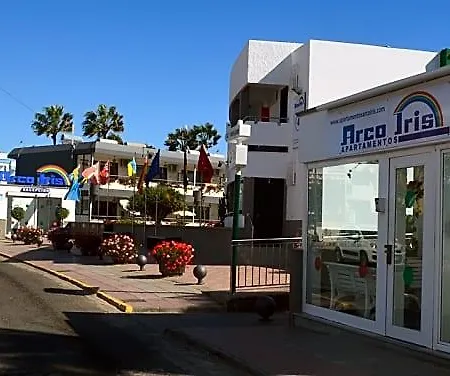 Hotel Arco Iris *